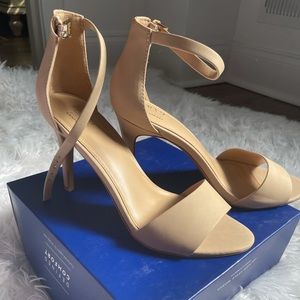 High heels sandals